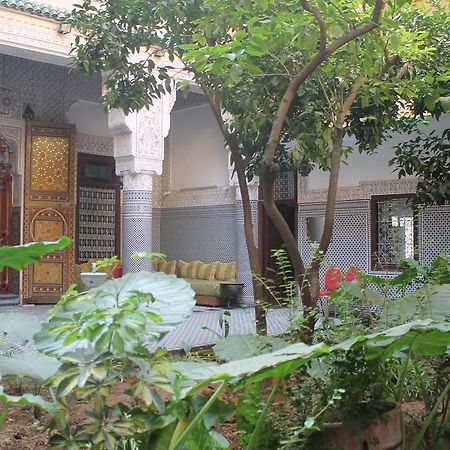 Riad Les Chrifis Navette Aeroport 24 Sur 24 페스 외부 사진