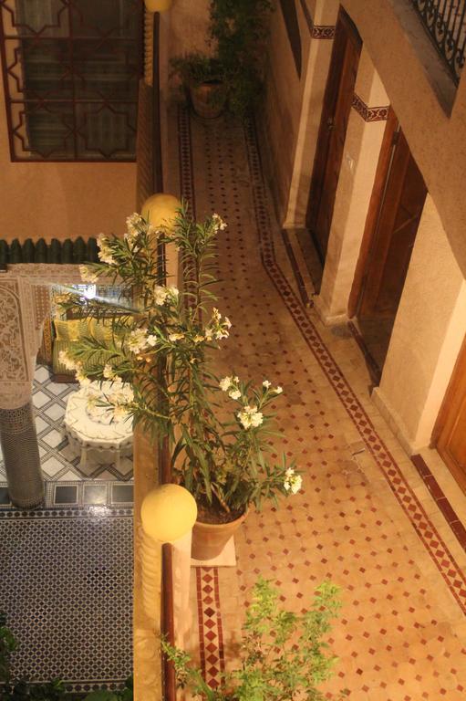 Riad Les Chrifis Navette Aeroport 24 Sur 24 페스 객실 사진