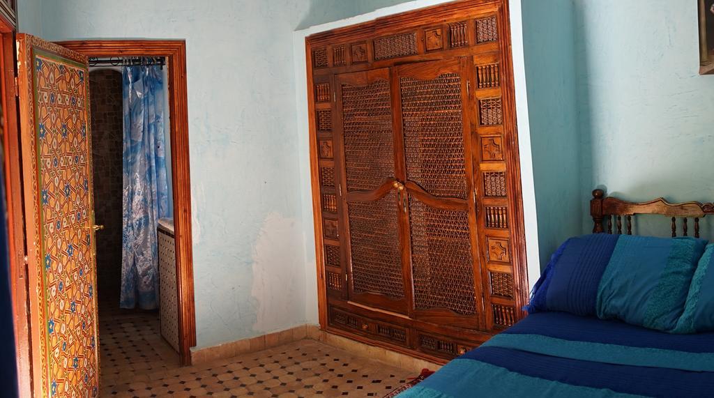 Riad Les Chrifis Navette Aeroport 24 Sur 24 페스 외부 사진
