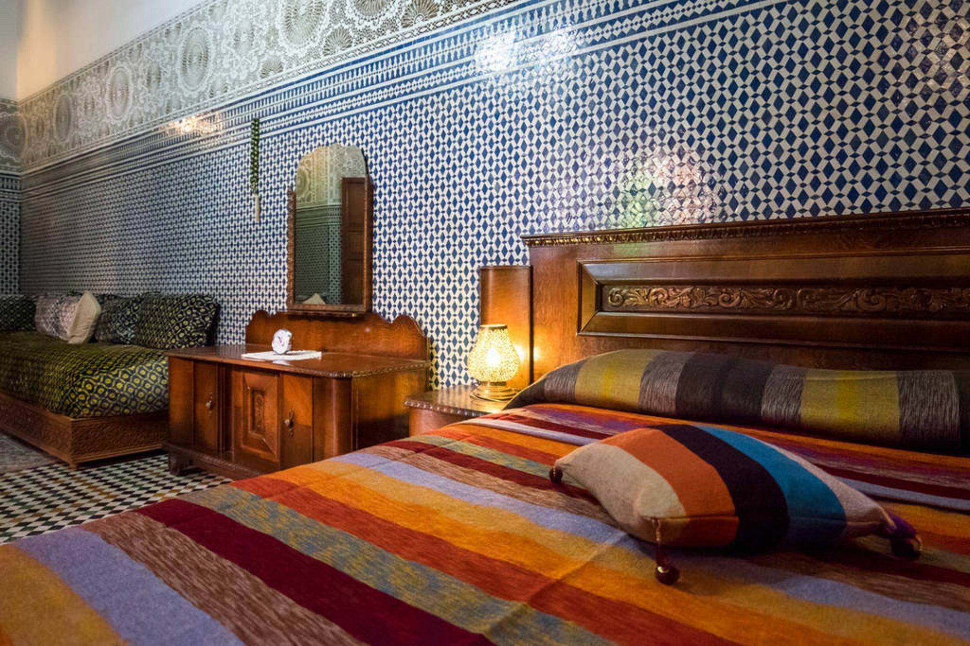 Riad Les Chrifis Navette Aeroport 24 Sur 24 페스 외부 사진
