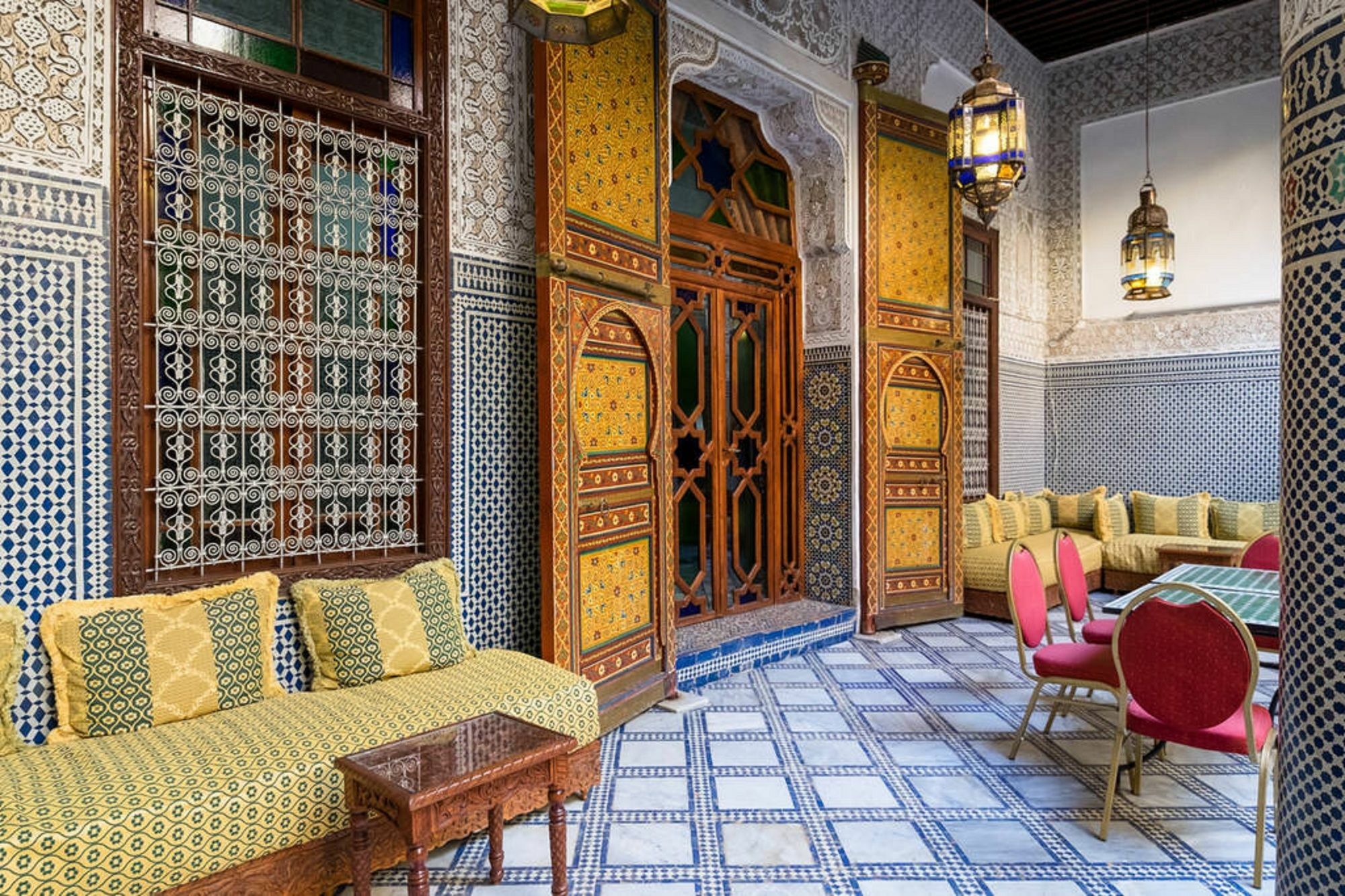 Riad Les Chrifis Navette Aeroport 24 Sur 24 페스 외부 사진